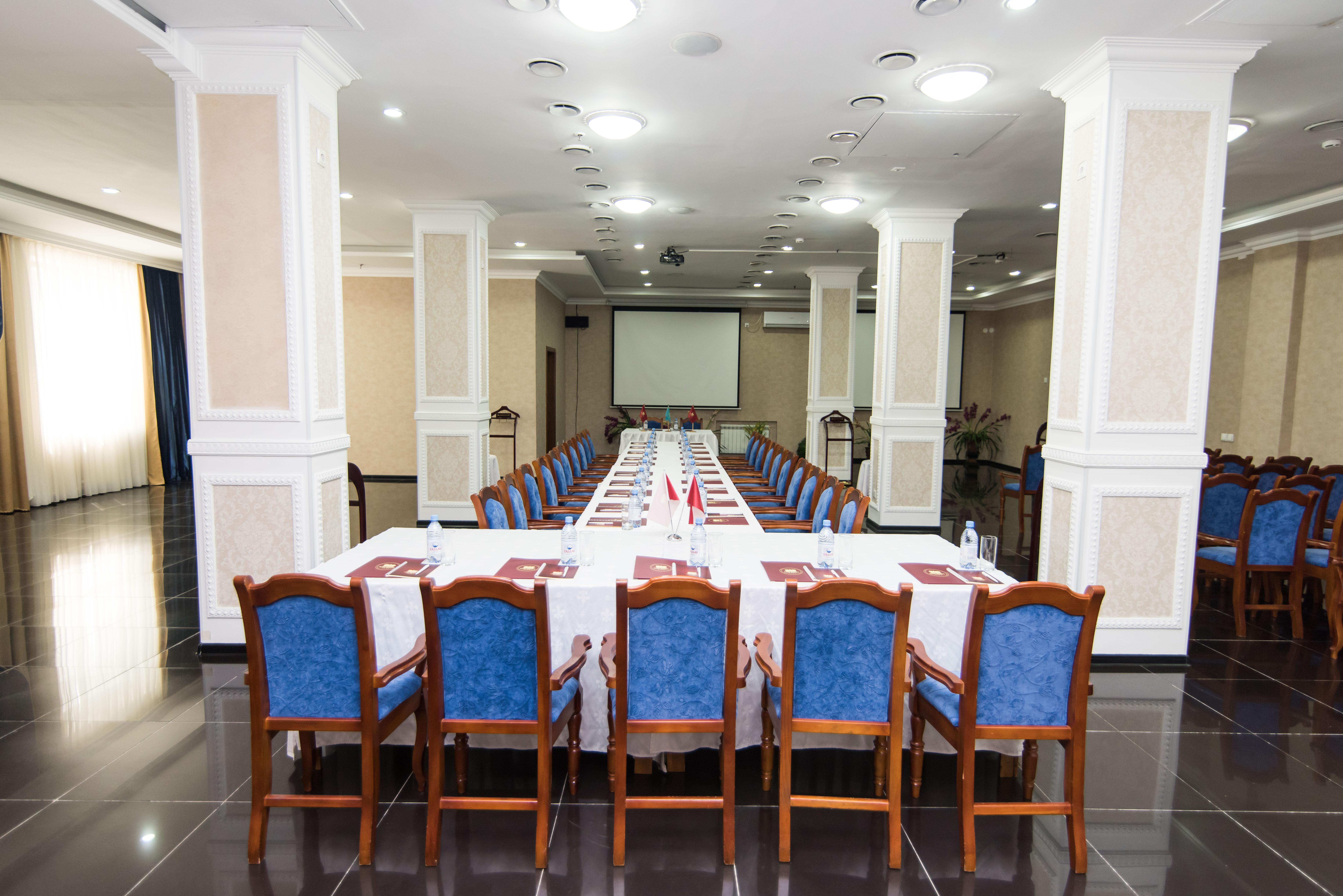 King Hotel Astana Εξωτερικό φωτογραφία