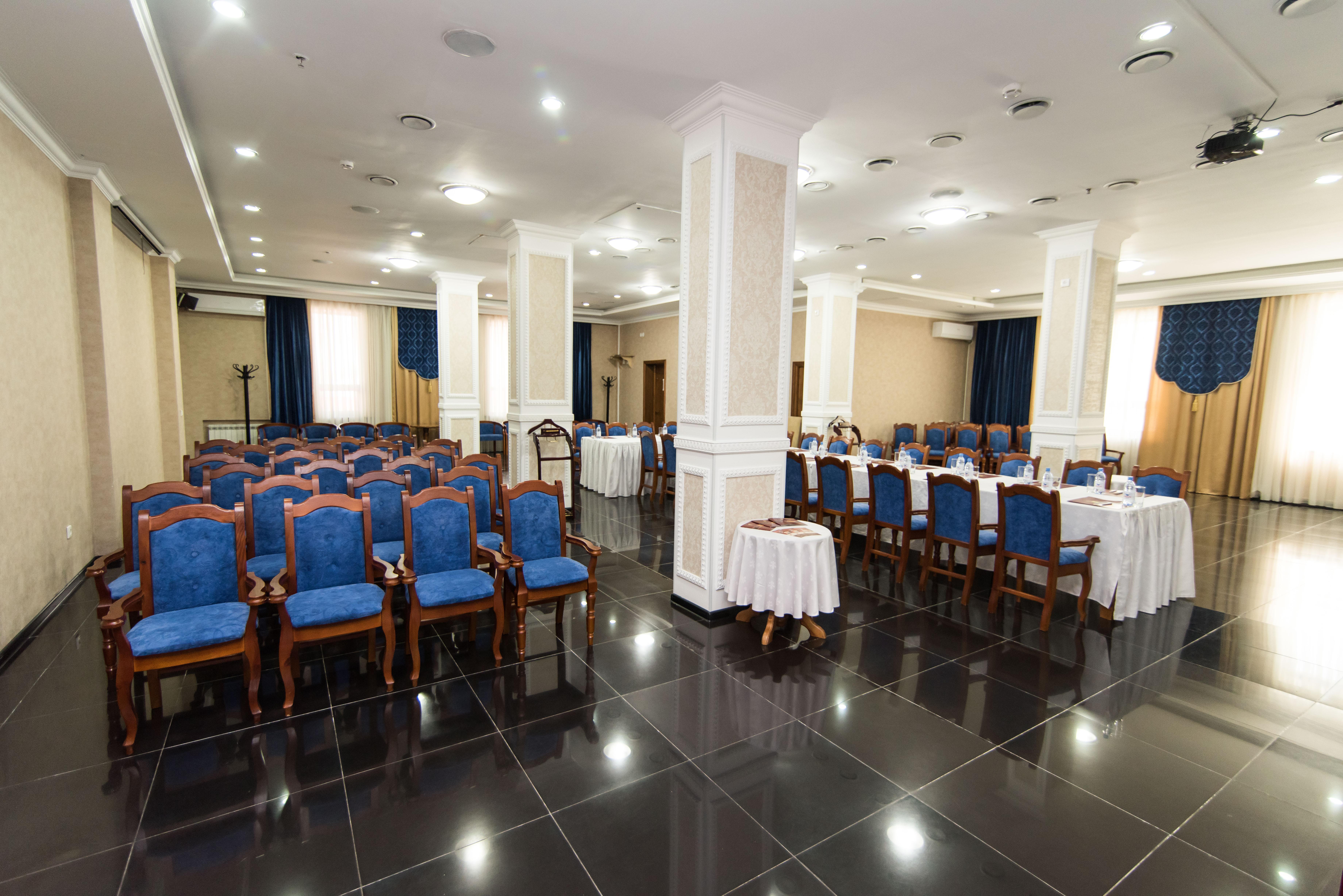 King Hotel Astana Εξωτερικό φωτογραφία