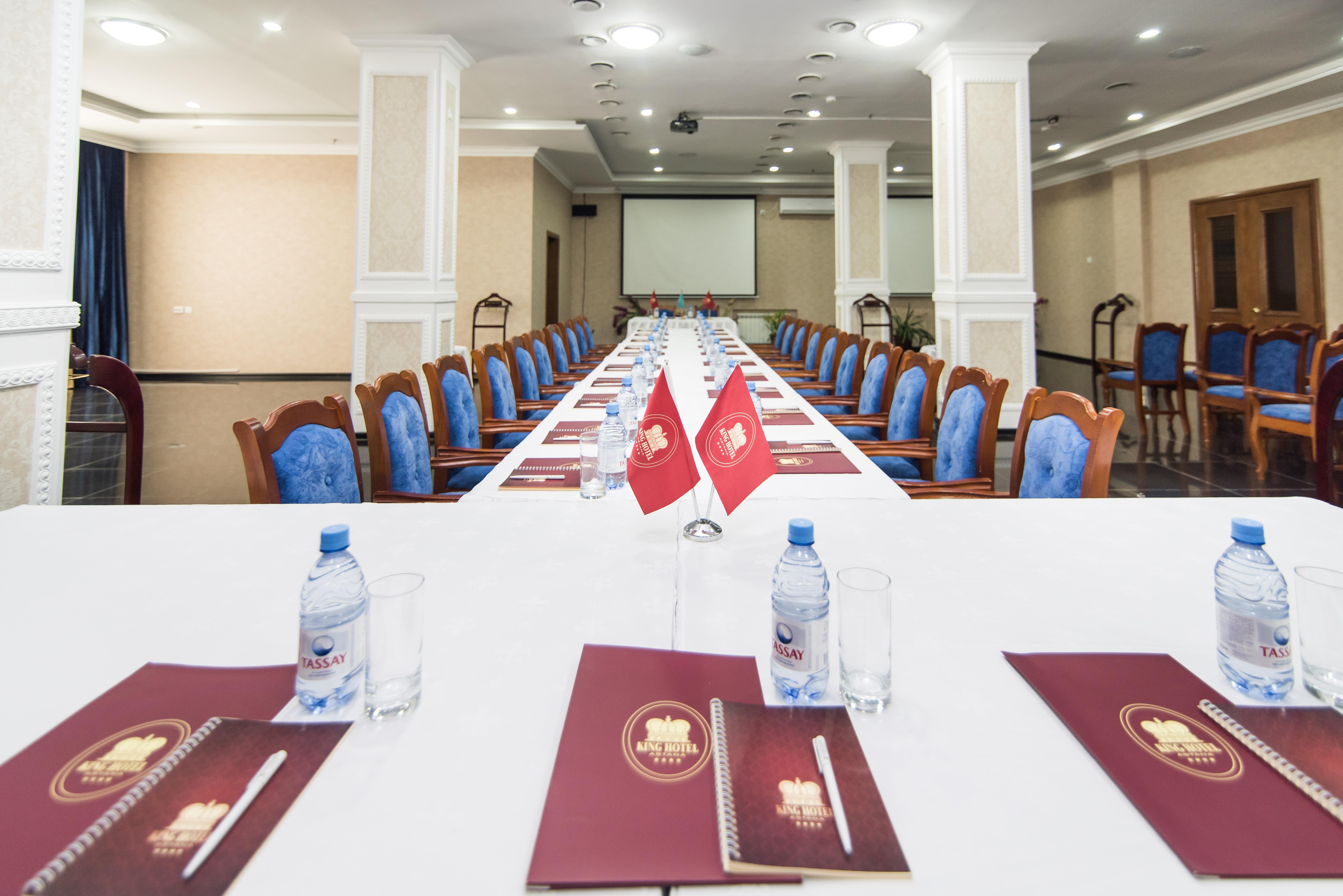 King Hotel Astana Εξωτερικό φωτογραφία