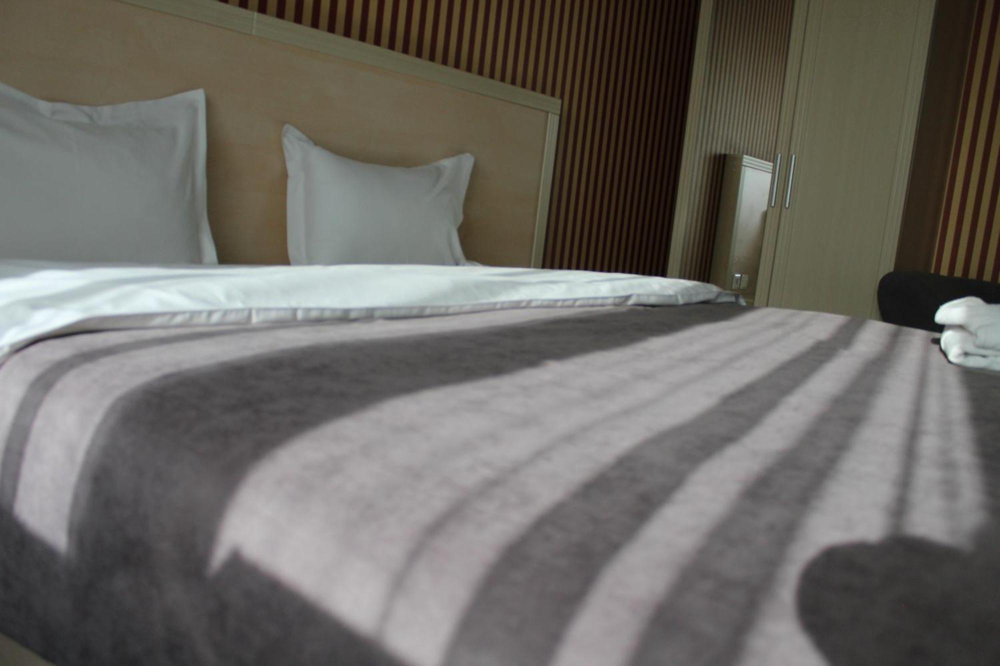 King Hotel Astana Εξωτερικό φωτογραφία